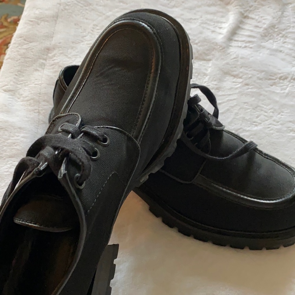 Gucci walking Shoes. Worn once! Practically brand new!!!